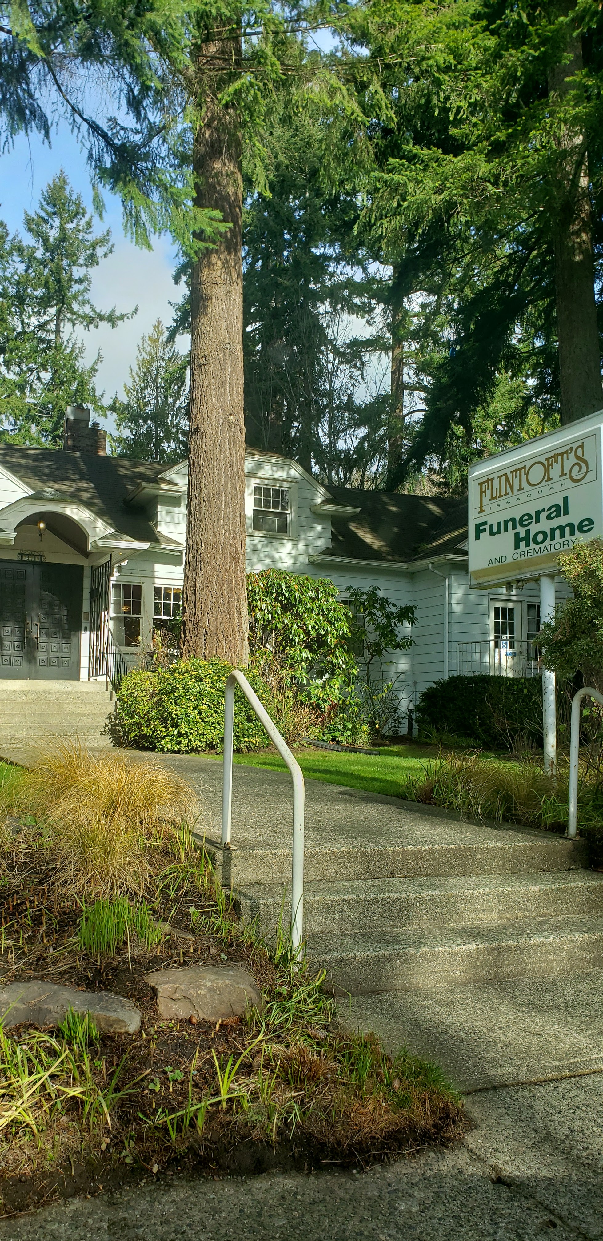 Flintoft's Funeral Home And Crematory - Main photo