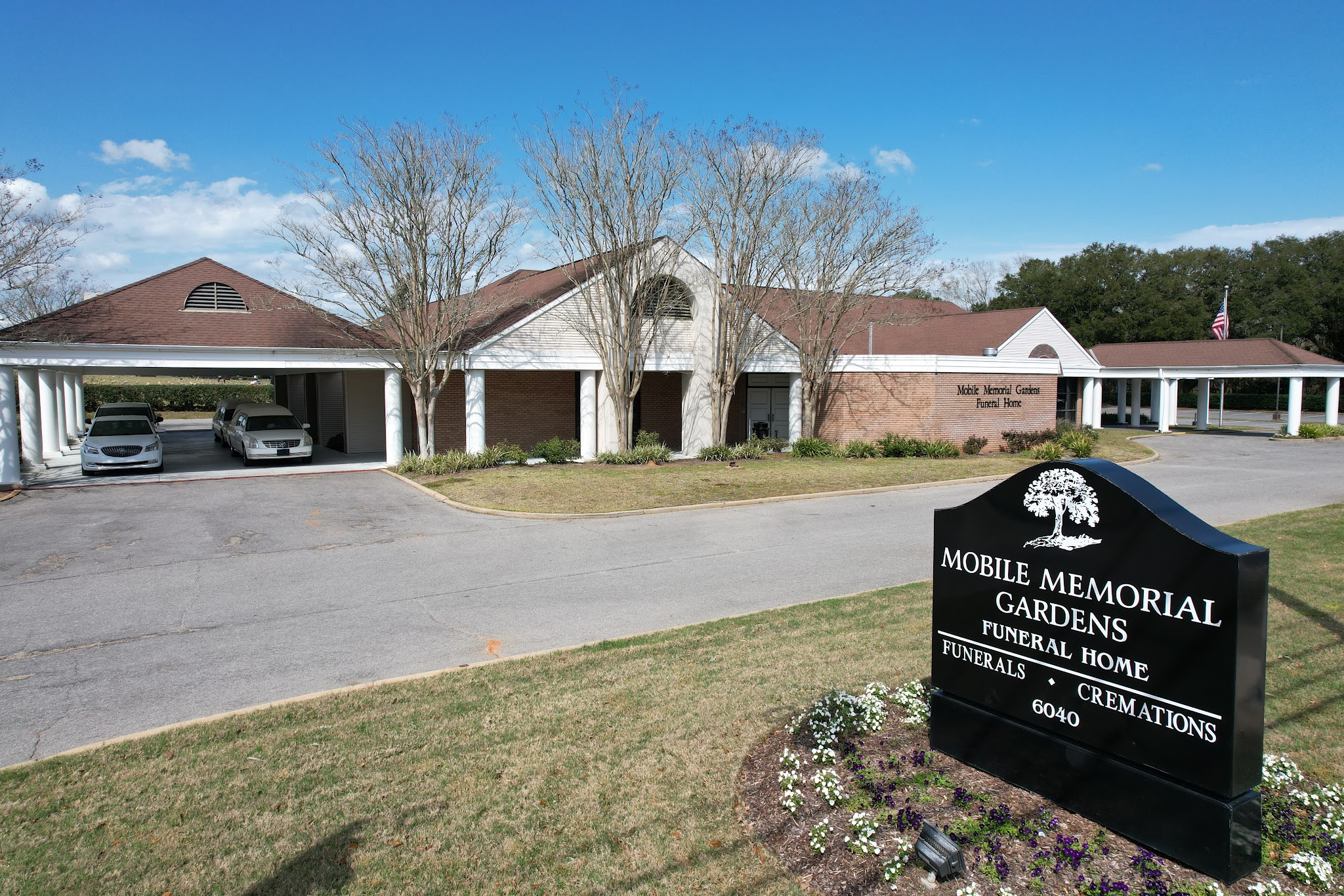 Mobile Memorial Gardens Funeral Home - Main photo